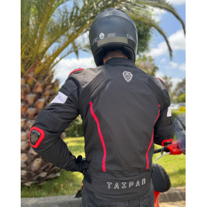 Taipan Red